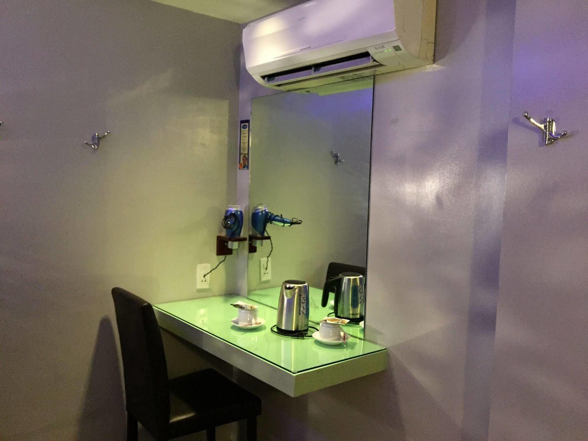 Hotel Icon Manila Zewnętrze zdjęcie