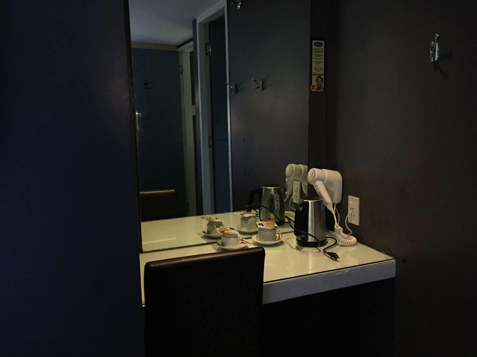 Hotel Icon Manila Zewnętrze zdjęcie